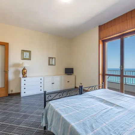 Blue Sunset Vista Mare Apartment