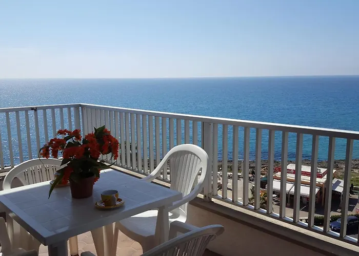 Апартаменти Blue Sunset Vista Mare