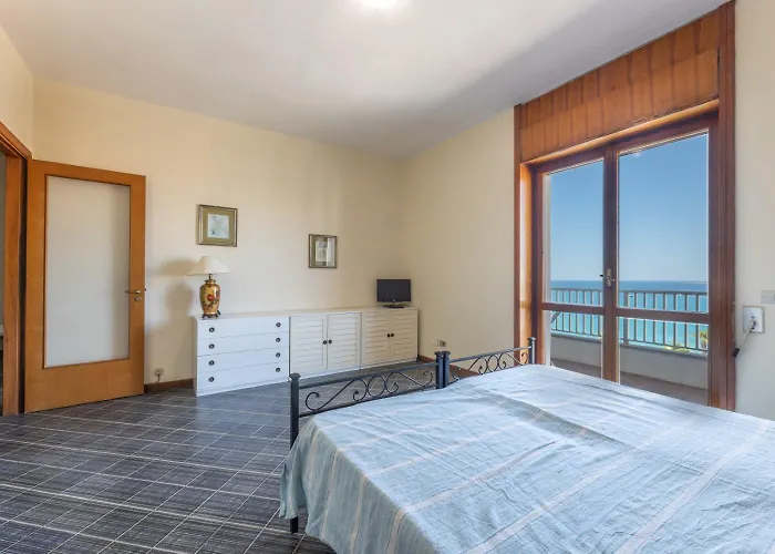 Blue Sunset Vista Mare Апартаменти